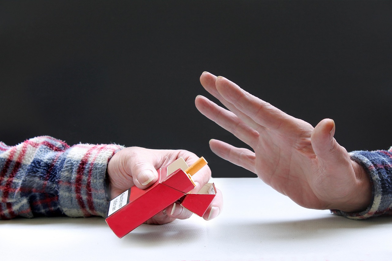 Term Insurance for Smokers in India: Premiums, Risks &amp; Plan Options